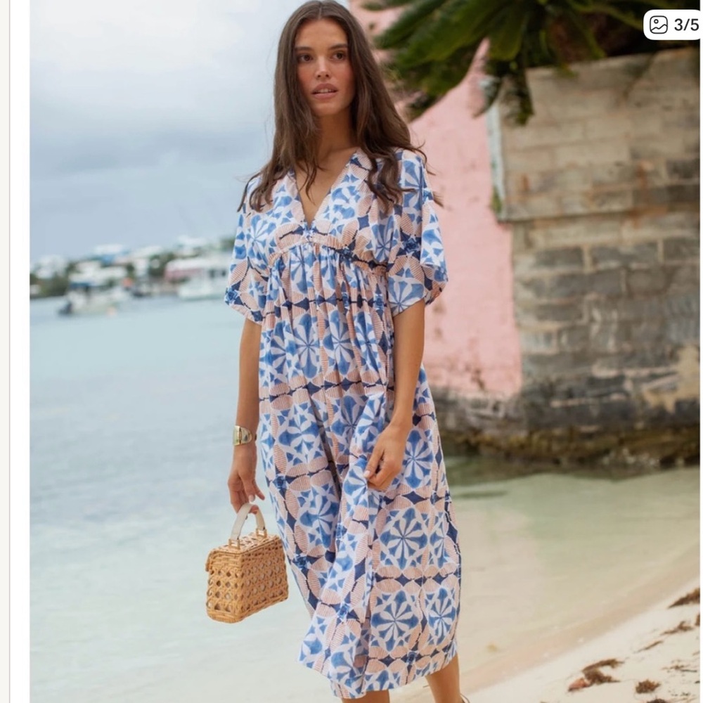 Marea by Liz Joy MILLA KAFTAN BLUE CAFE TILE Flowy Dolman Sleeve Smocked Dress
